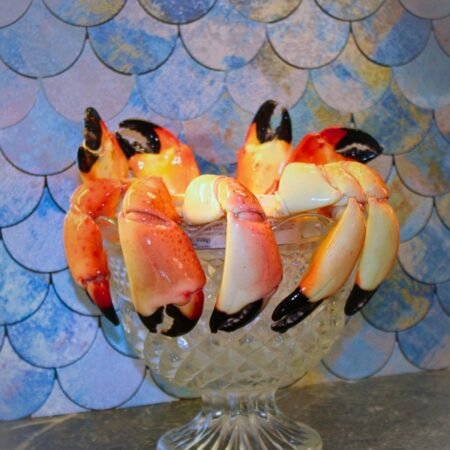 Medium FL Stone Crab (6-7 Claws per LB) $25 Per Pound